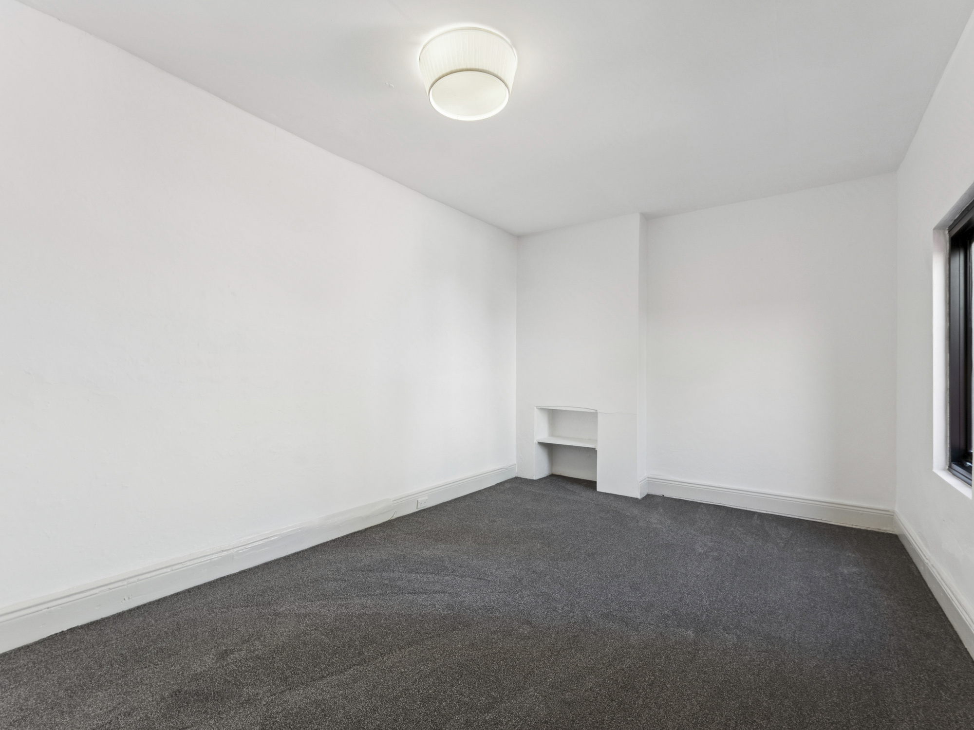 007_Open2view_ID978029-3_Corfu_Street