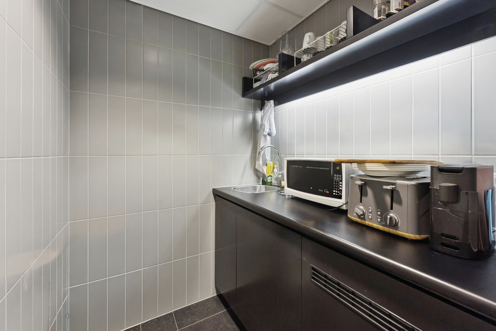 009_Open2view_ID978914-103_24_-_30_Springfield_Avenue__Potts_Point