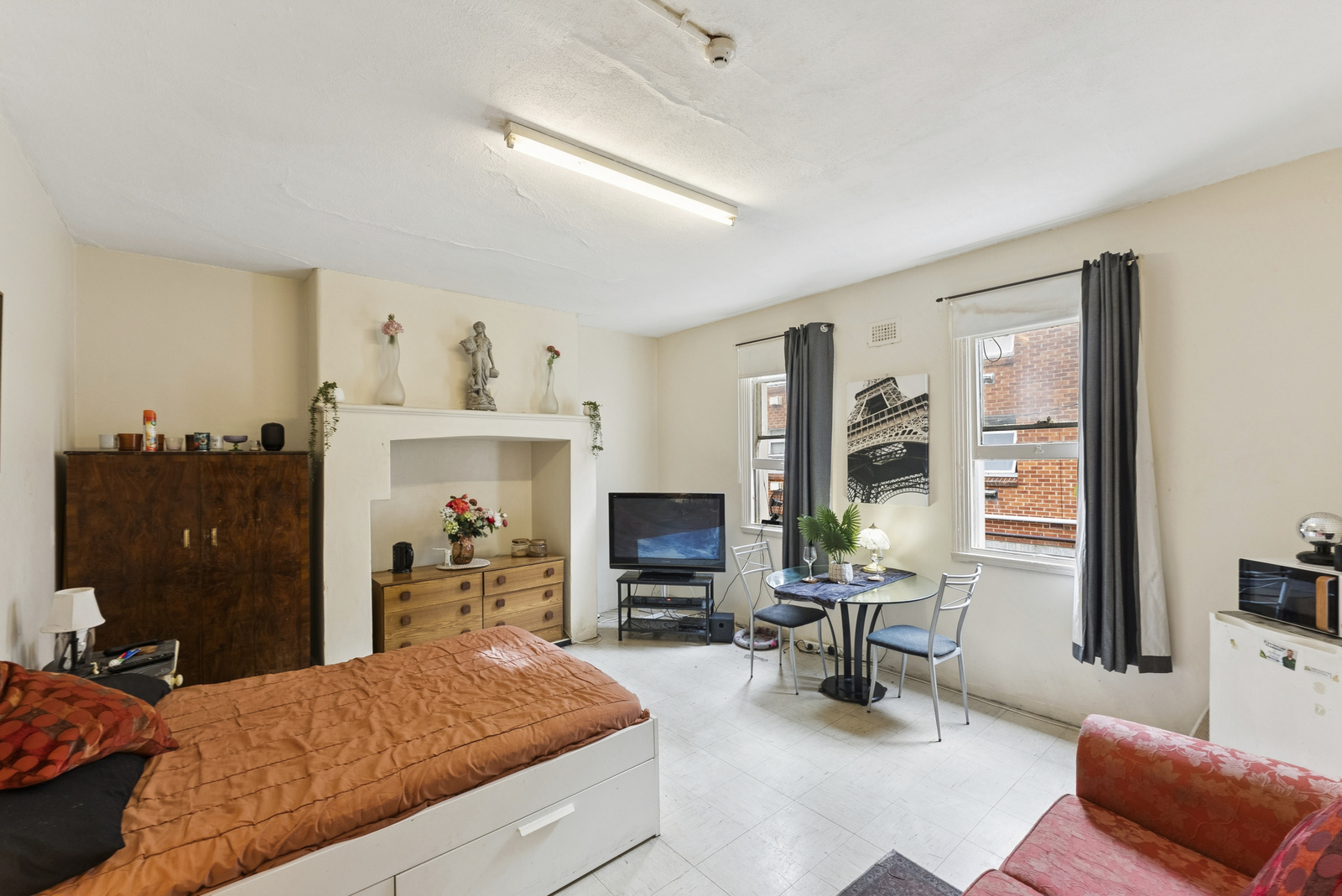 013_Open2view_ID997923-139_Smith_Street__Summer_Hill